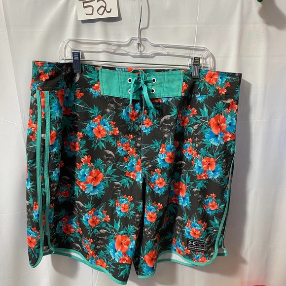 Under Armour Mens Trunks Swim Shorts 40Loose Fit Heatgear Pockets Suit Floral